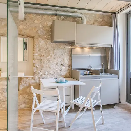 Flateli Rambla 11 - Apt 5 *